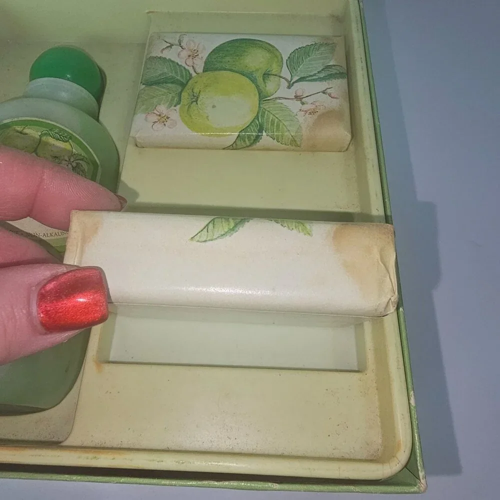 Vintage 70s Hallmark Scented Bath Ensemble Green Apple Fragrance Bath Collection